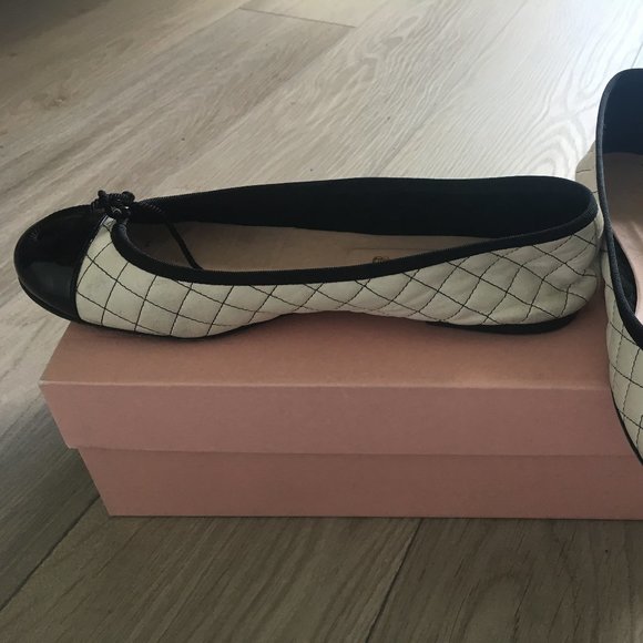 Pretty Balerina Flat Shoes - Picture 2 of 10